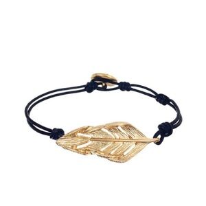 Chloe + Isabel Gold Leaf Bracelet